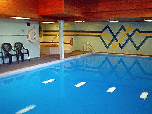 Comox Valley Inn & Suites Courtenay Exterior foto
